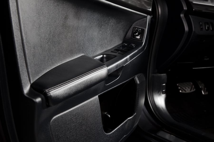 Mitsubishi Lancer Evolution X MR Touring 2012 года  (фото 15 из 34)